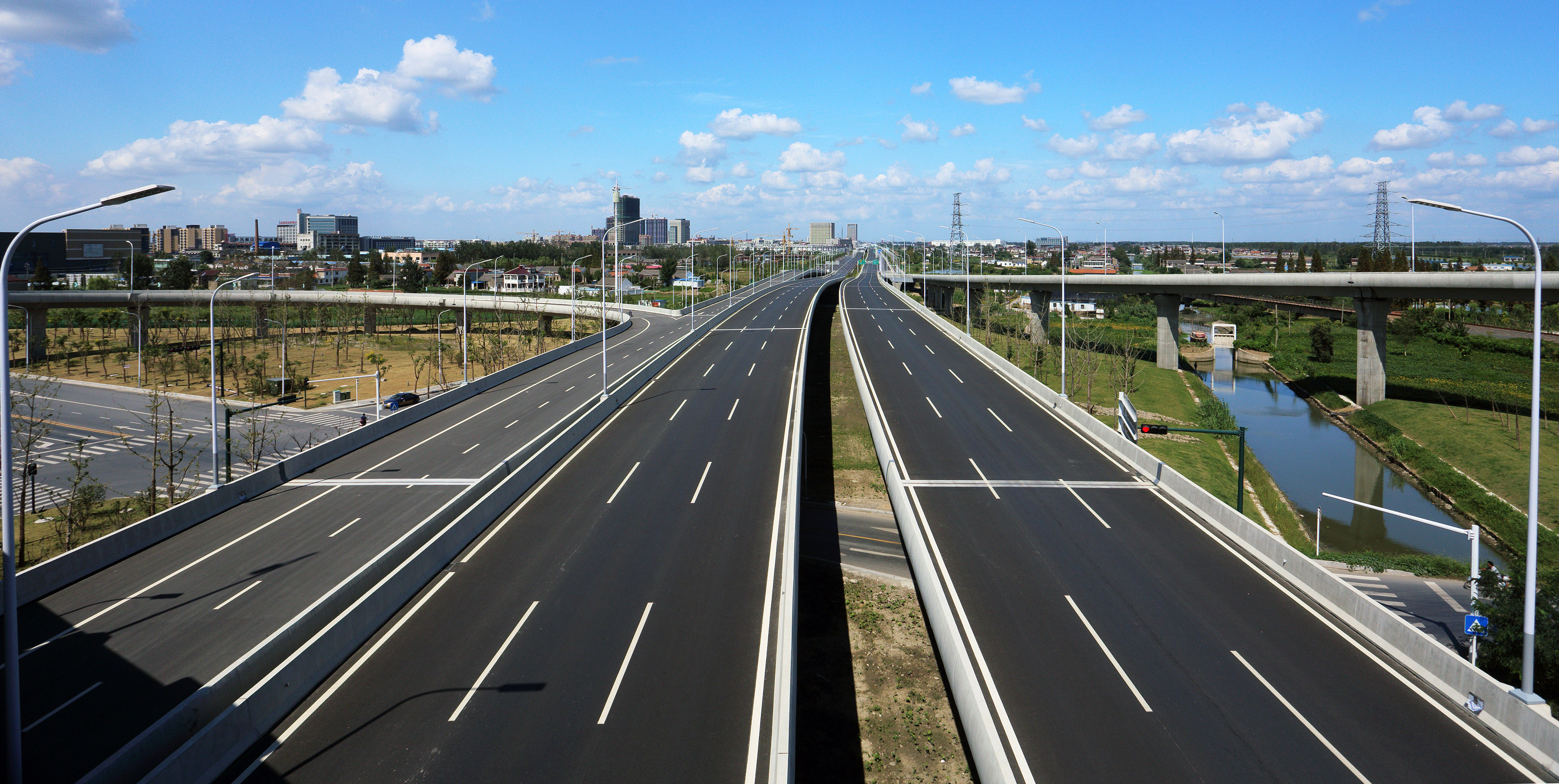 鹽城市區范公路北環(huán)樞紐2.jpg