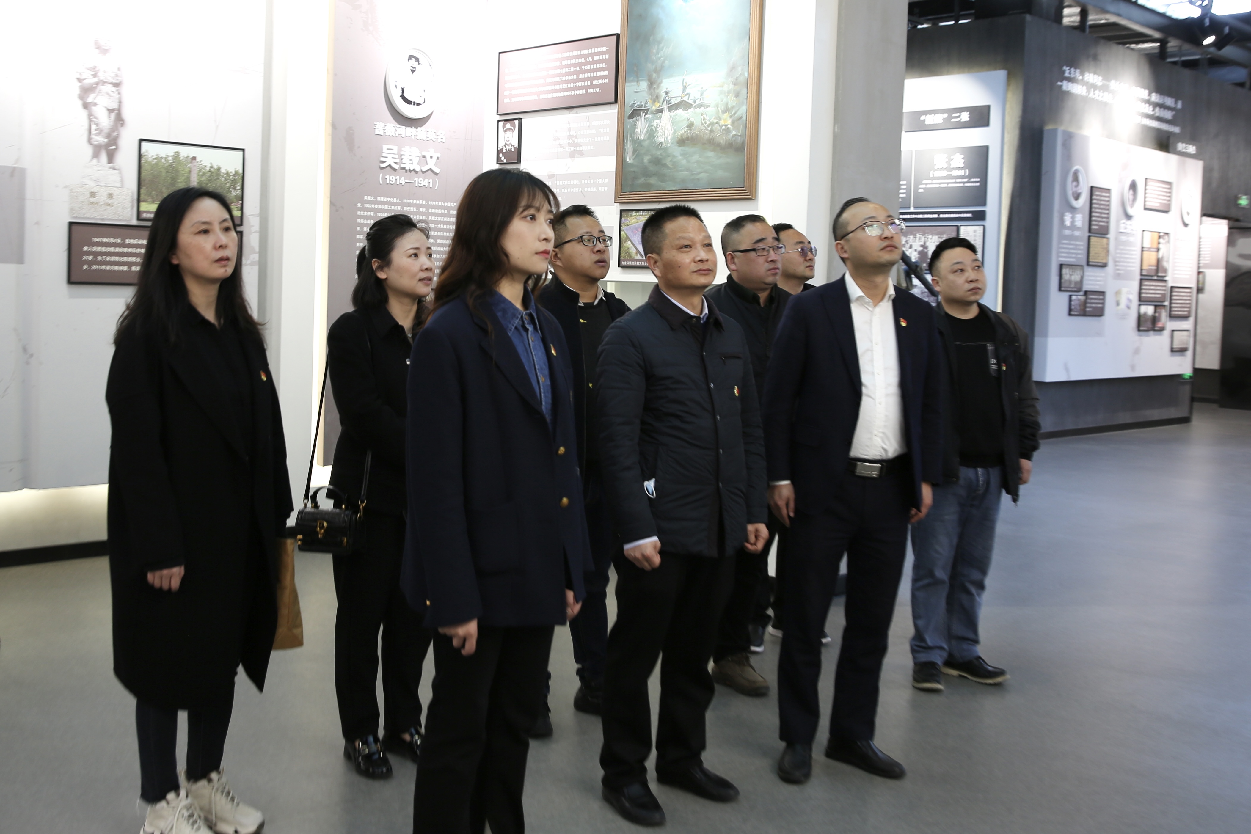 追尋紅色記憶，緬懷革命先烈.jpg