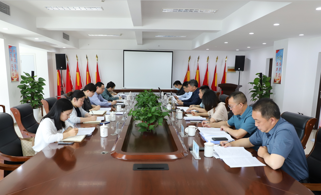 6.8集團黨委委員、副總經(jīng)理李益帶隊調研綠陽(yáng)集團.png