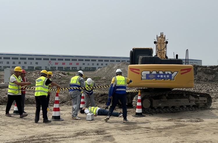 挖掘機.jpg