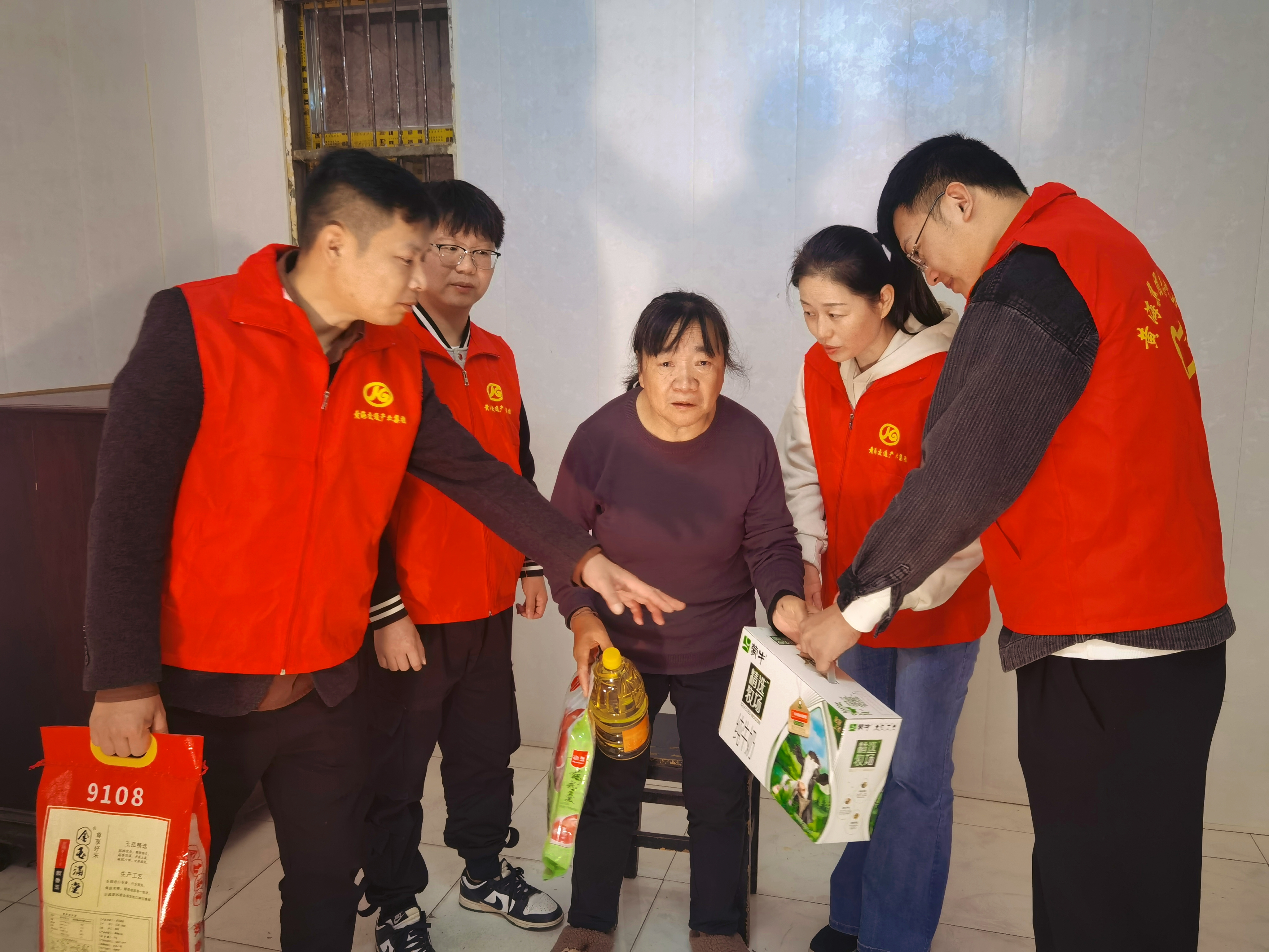 正在上傳...